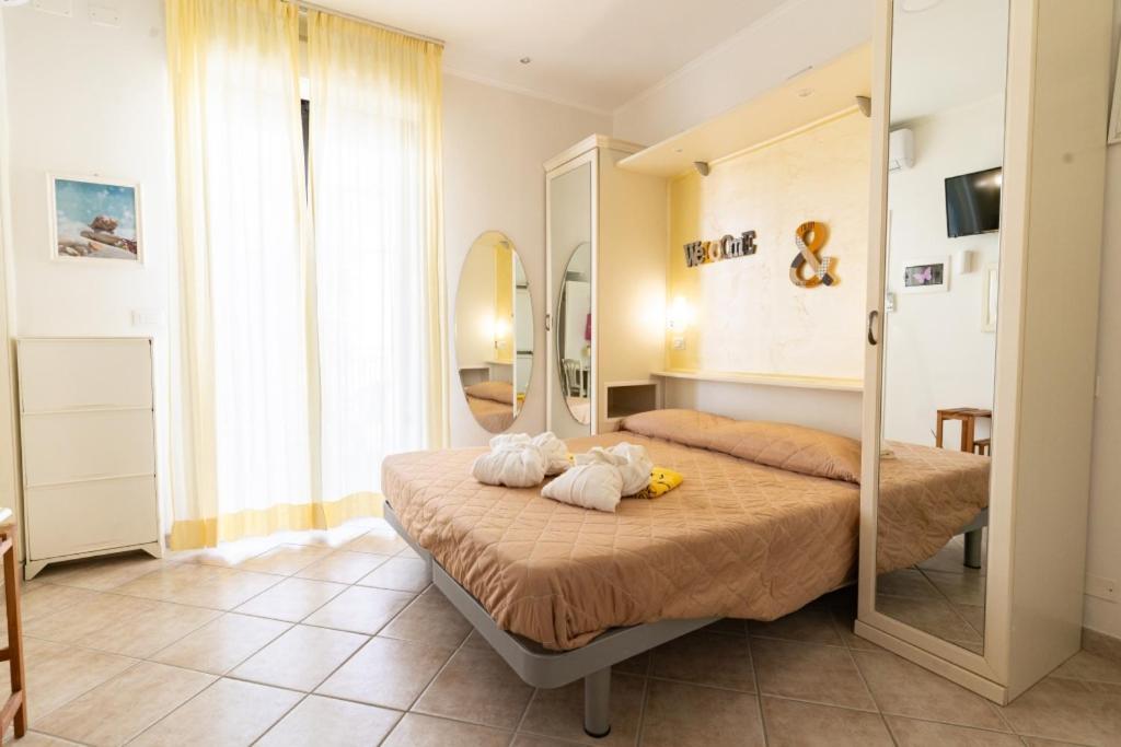 Hotel Byron Milano Marittima Kültér fotó