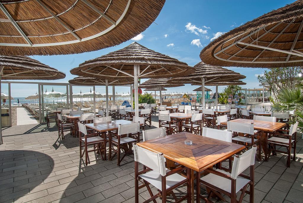 Hotel Byron Milano Marittima Kültér fotó