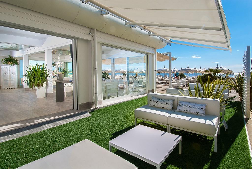 Hotel Byron Milano Marittima Kültér fotó