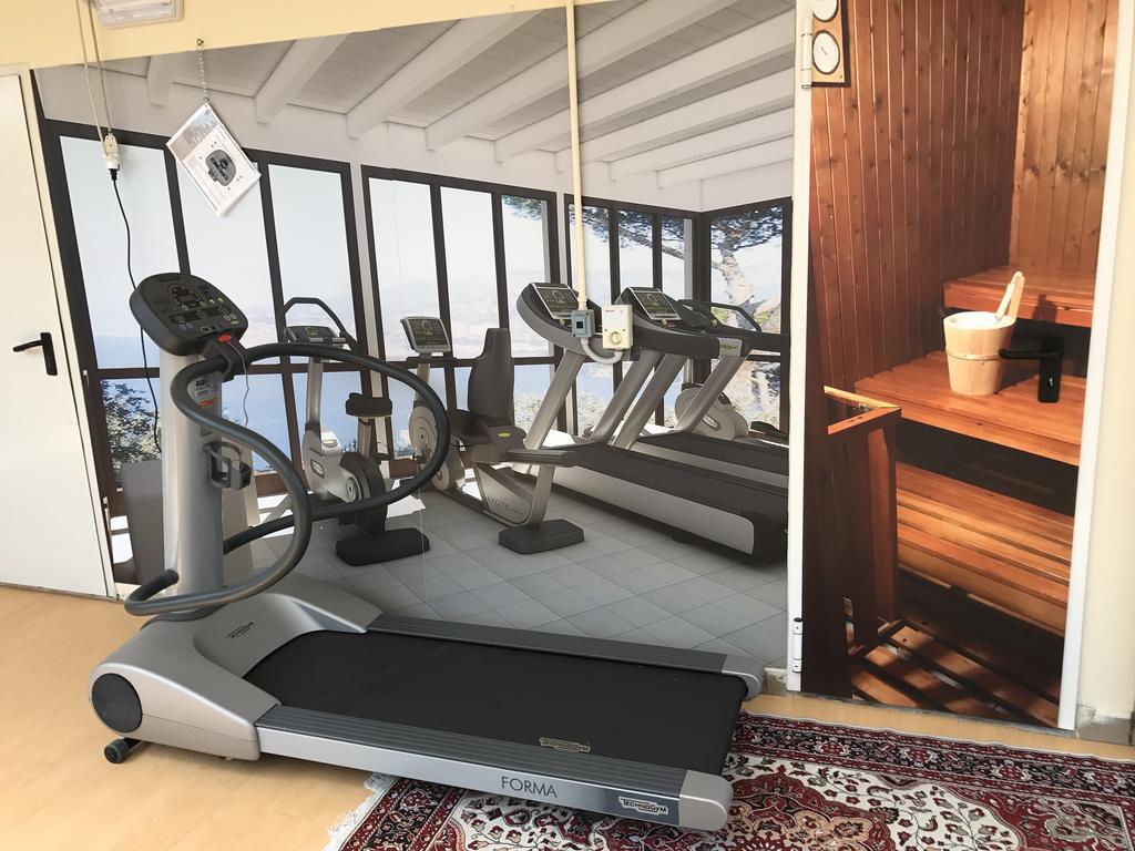Hotel Byron Milano Marittima Kültér fotó