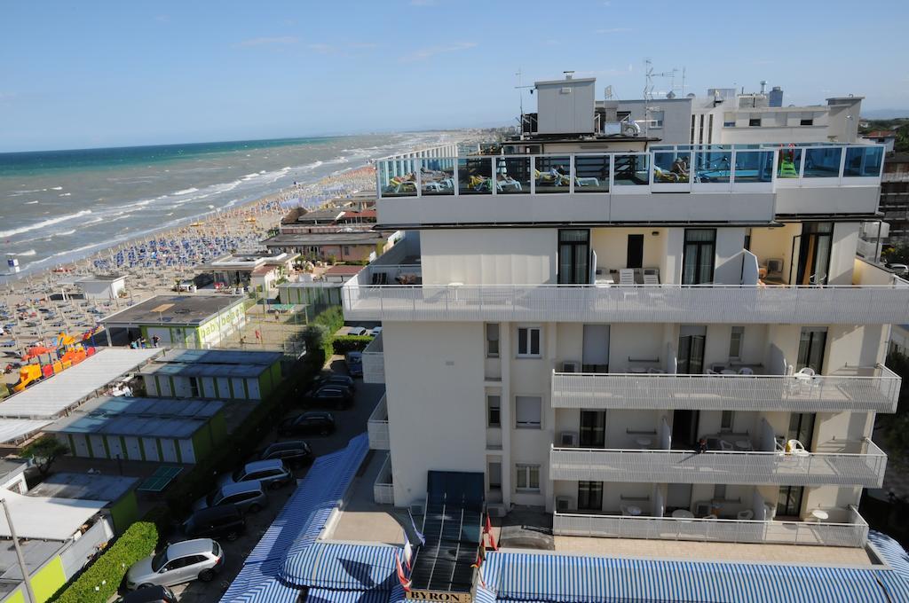 Hotel Byron Milano Marittima Kültér fotó