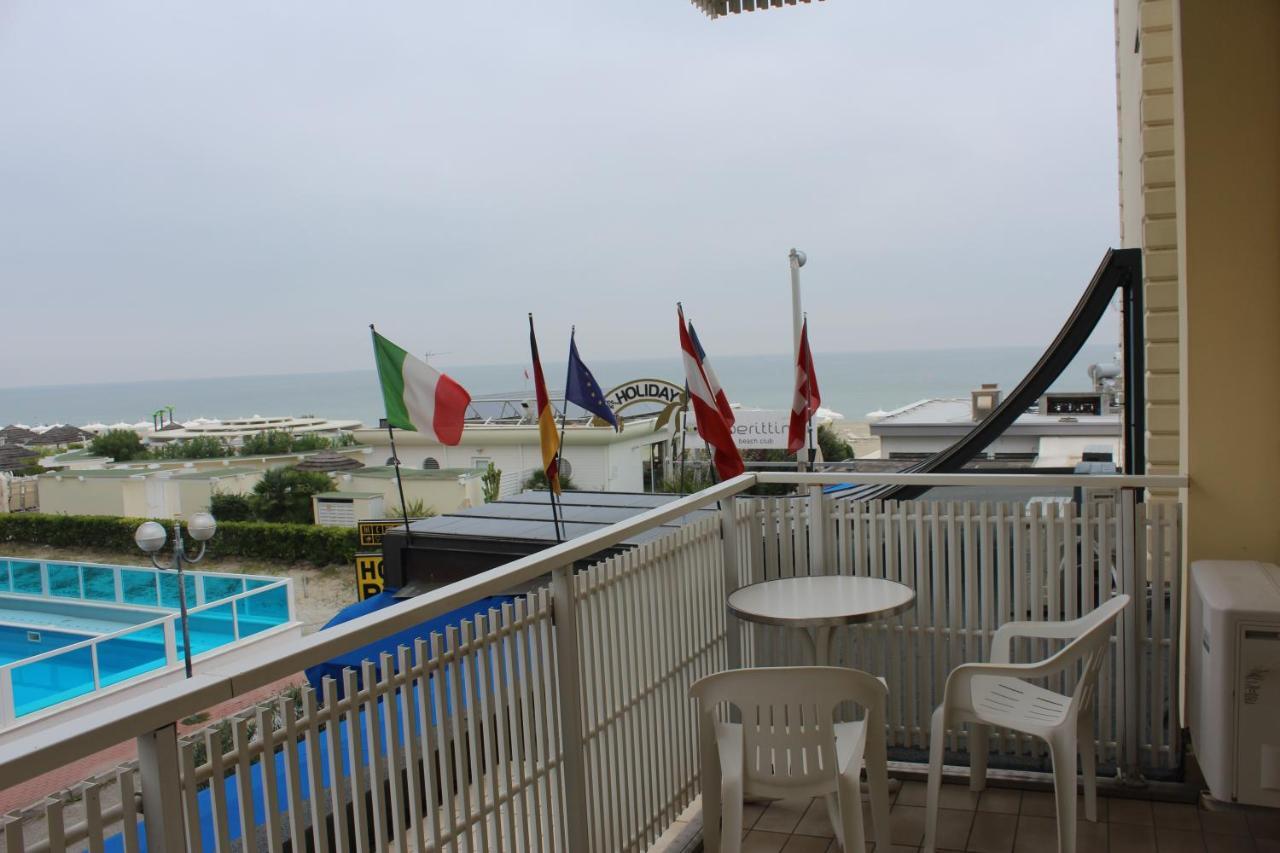 Hotel Byron Milano Marittima Kültér fotó