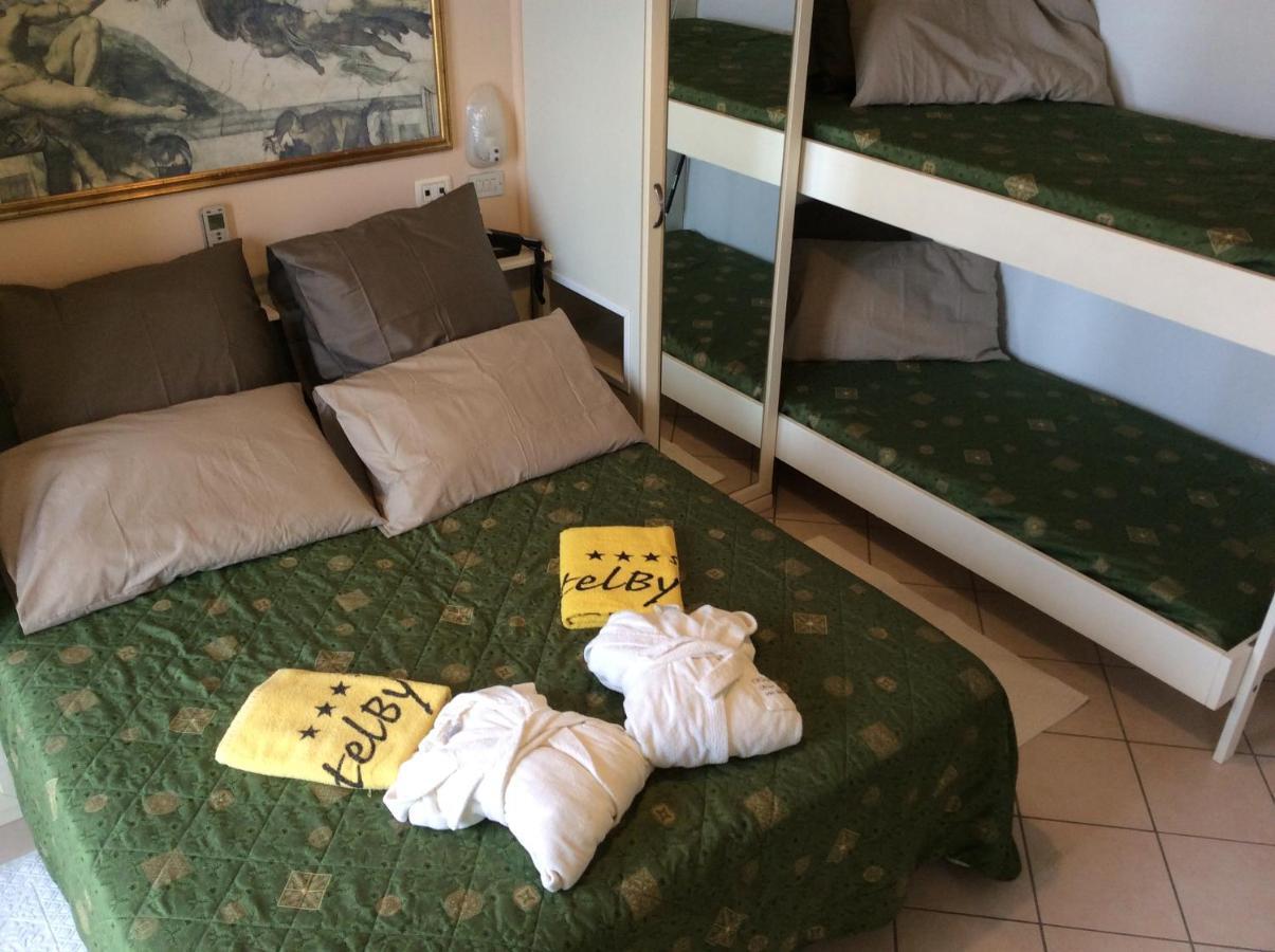Hotel Byron Milano Marittima Kültér fotó